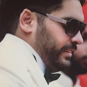 Meet your Posher, Karan